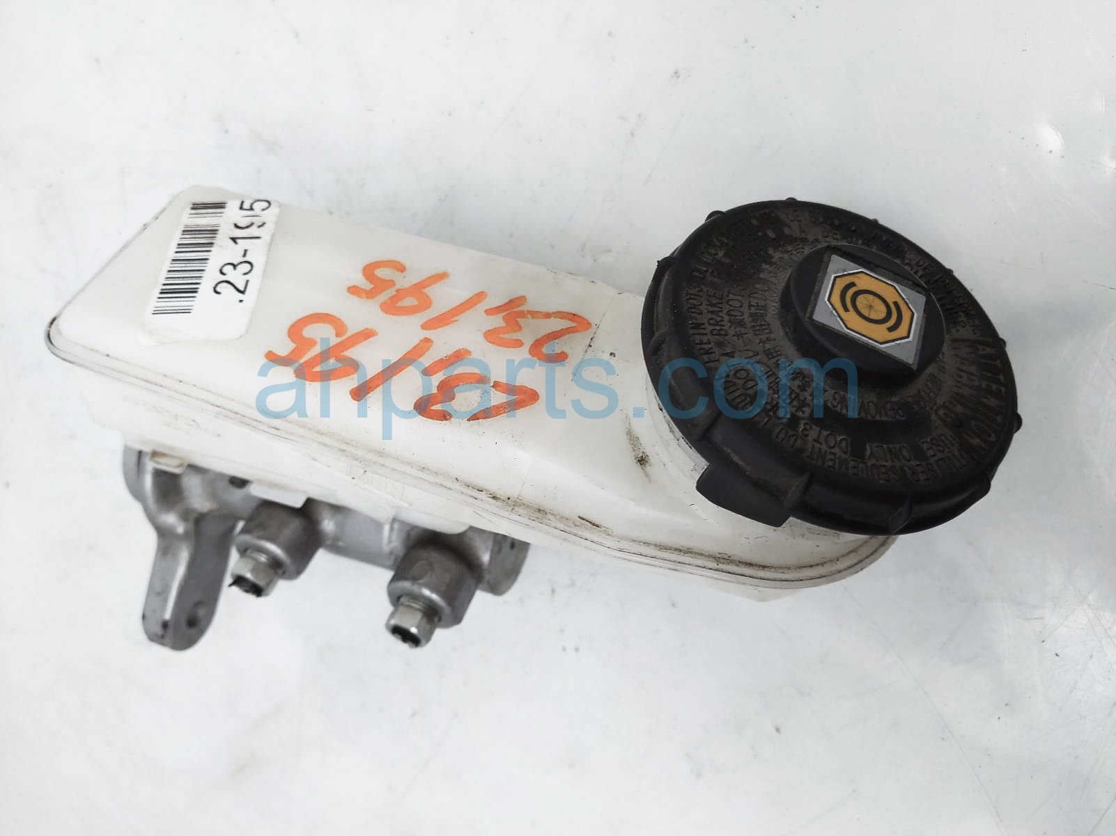 $125 Honda BRAKE MASTER CYLINDER W/ RESERVOIR $125 Honda BRAKE MASTER CYLINDER W/ RESERVOIR