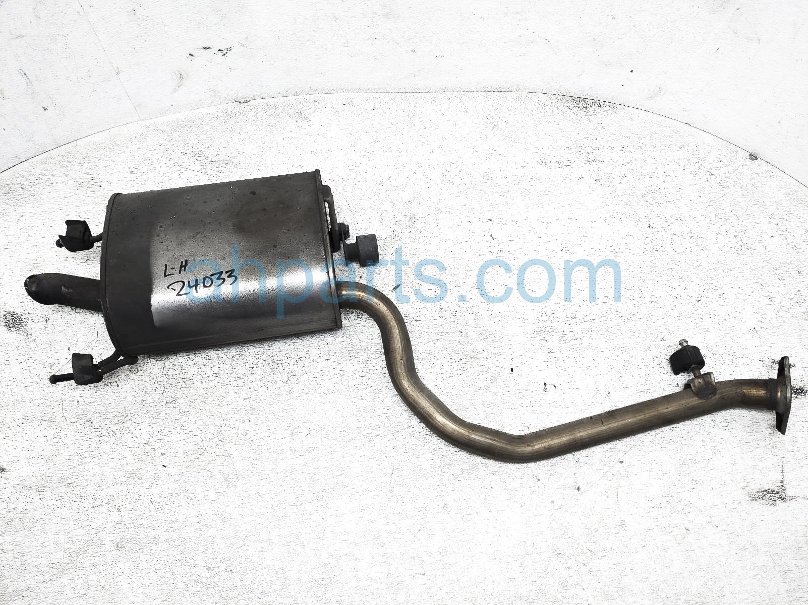 $125 Lexus LH EXHAUST TAIL PIPE ASSEMBLY $125 Lexus LH EXHAUST TAIL PIPE ASSEMBLY