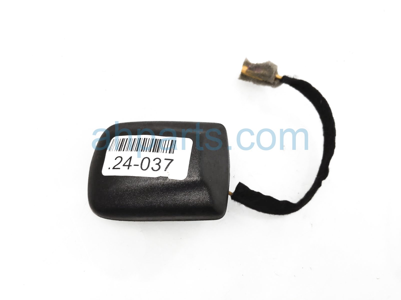 $50 Dodge ROOF MOUNTED ANTENNA - BLACK $50 Dodge ROOF MOUNTED ANTENNA - BLACK