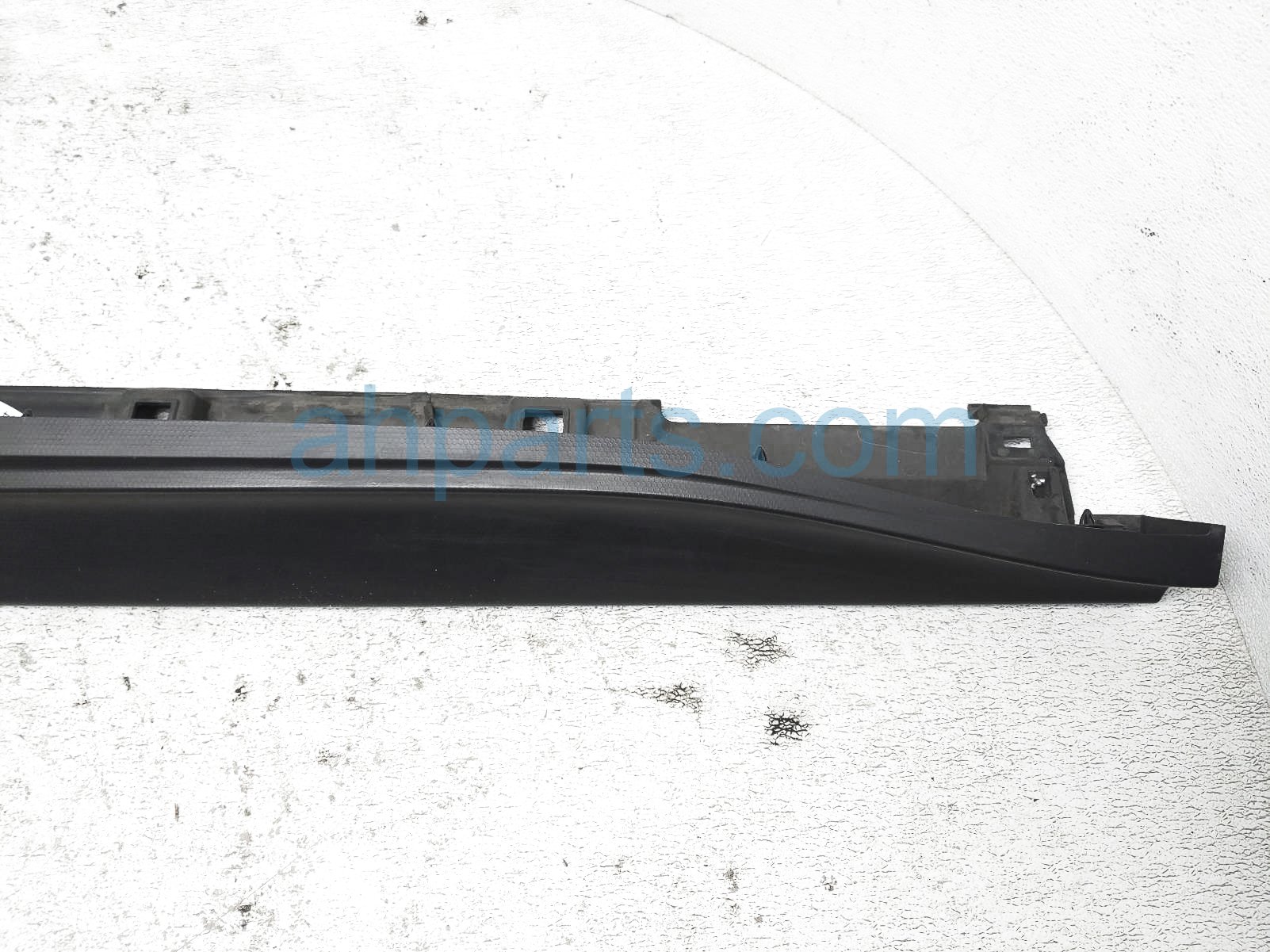 $125 Subaru LH SIDE SKIRT / MOLDING - BLACK
