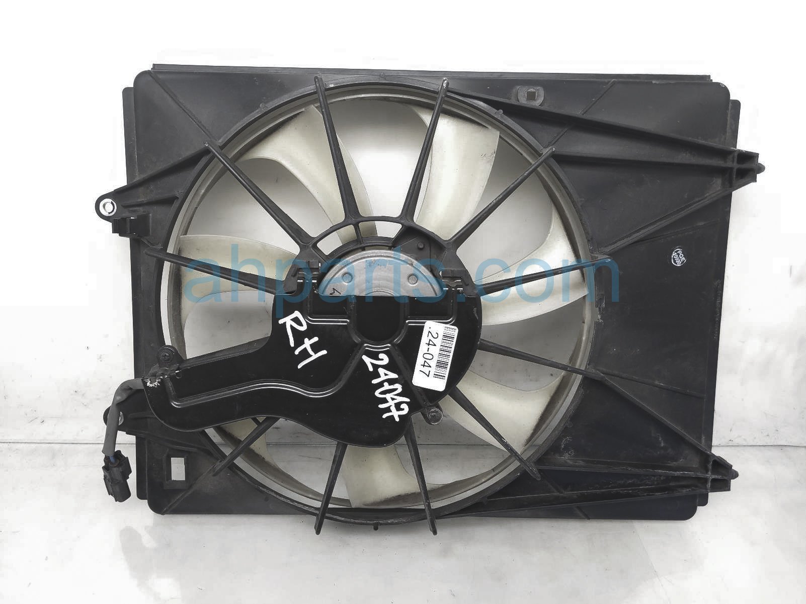 $125 Acura AC CONDENSER FAN ASSEMBLY