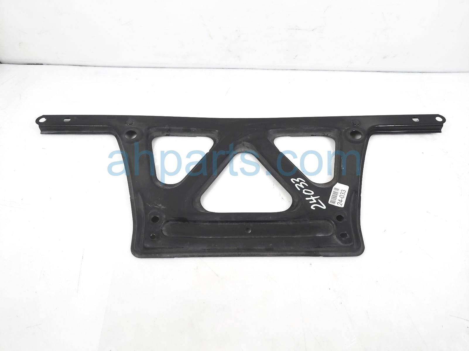 $75 Lexus FRONT CENTER FLOOR BRACE $75 Lexus FRONT CENTER FLOOR BRACE