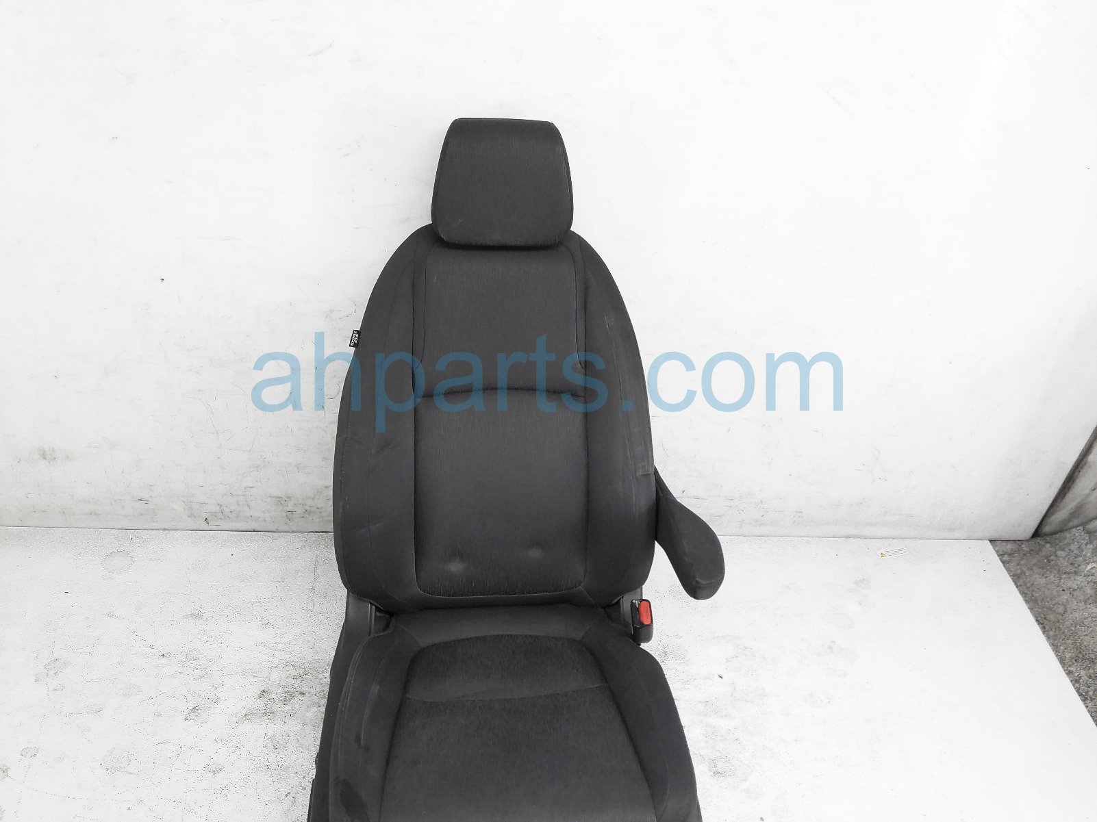 $199 Honda FR/RH SEAT - BLACK CLOTH W/O AIRBAG $199 Honda FR/RH SEAT - BLACK CLOTH W/O AIRBAG