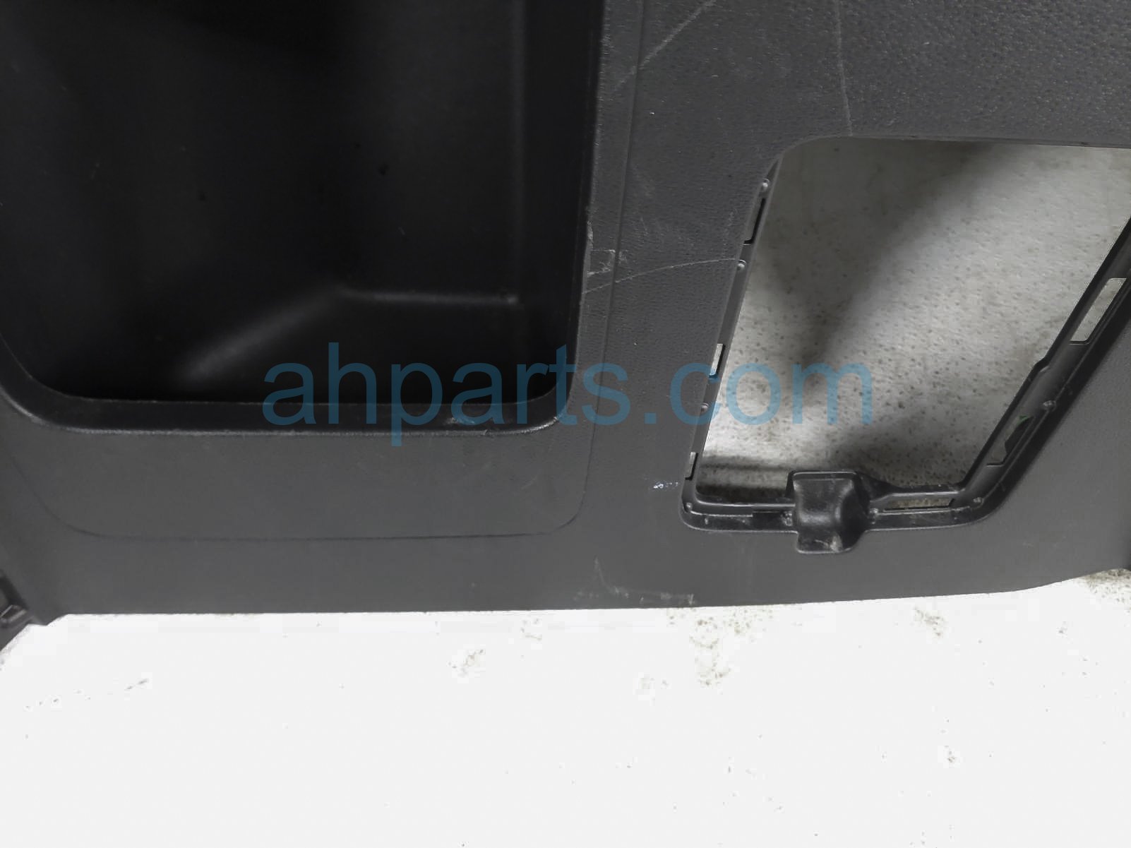 寿 Sold 2018 Honda Odyssey Driver Interior Quarter Panel Trim - Blk