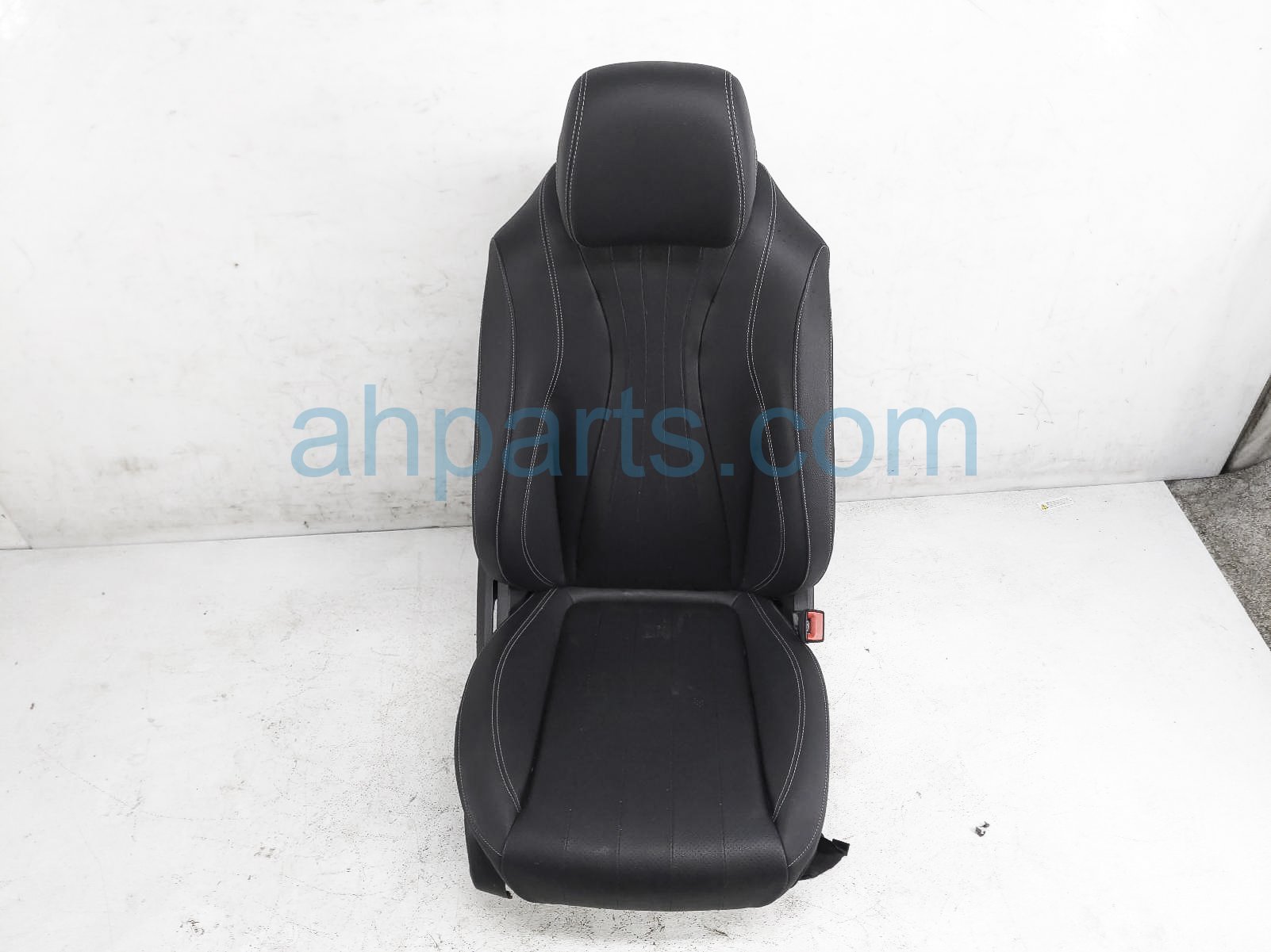 $400 Mercedes FR/RH SEAT - BLACK - W/ AIRBAG $400 Mercedes FR/RH SEAT - BLACK - W/ AIRBAG