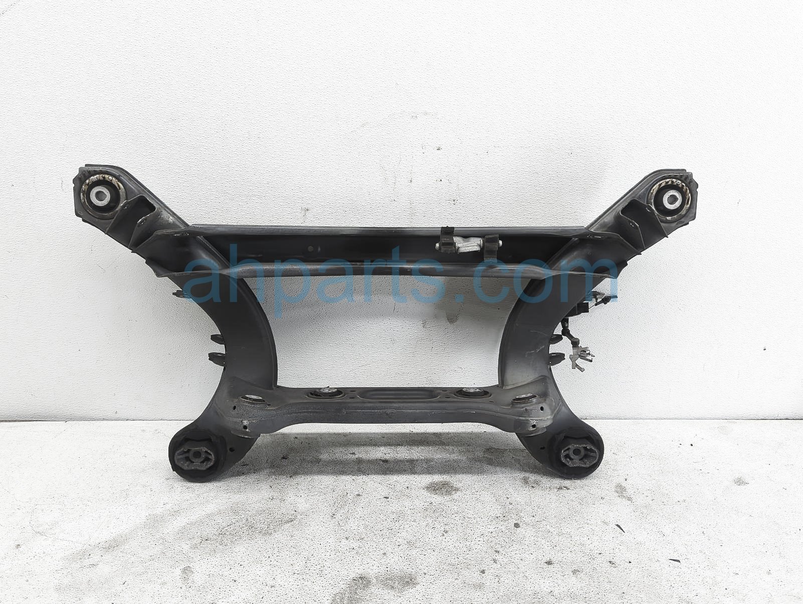 $300 Mercedes REAR SUB FRAME / CRADLE $300 Mercedes REAR SUB FRAME / CRADLE