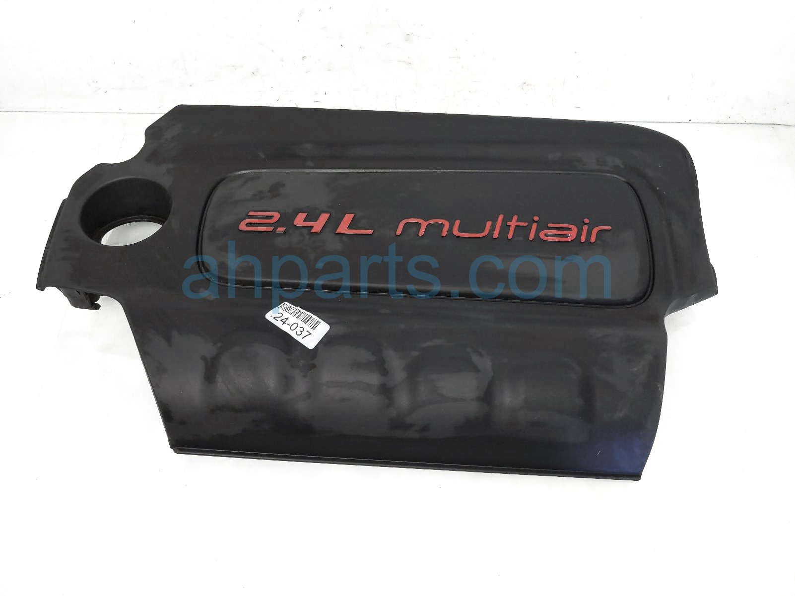 $125 Dodge ENGINE APPEARANCE COVER - 2.4L