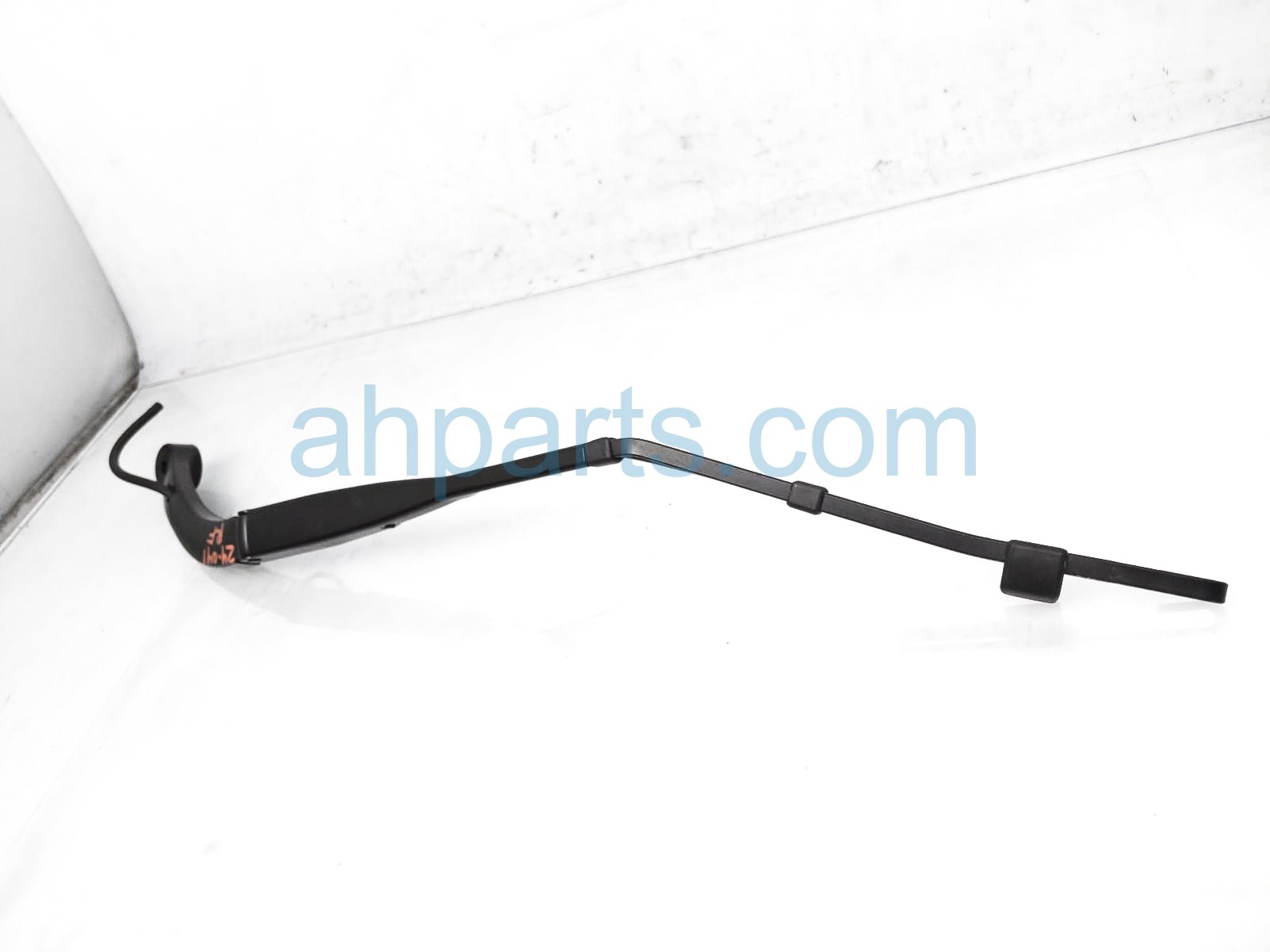 $29 Honda RH SIDE WIPER ARM $29 Honda RH SIDE WIPER ARM