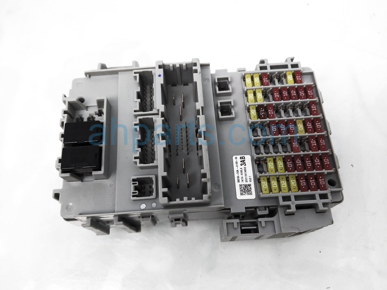 $75 Honda CABIN FUSE / JUNCTION BOX - 1.5L AT $75 Honda CABIN FUSE / JUNCTION BOX - 1.5L AT