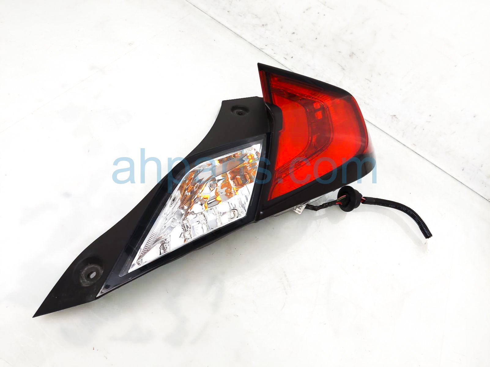$150 Honda RH TAIL LAMP (ON BODY) $150 Honda RH TAIL LAMP (ON BODY)