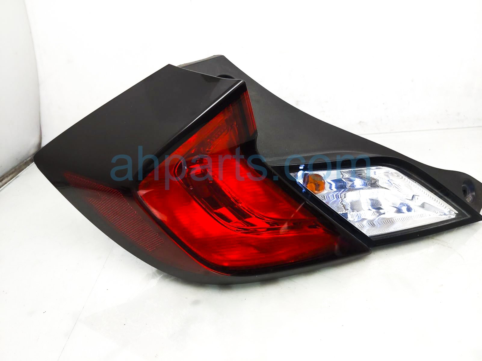 $185 Honda LH TAIL LAMP (ON BODY) $185 Honda LH TAIL LAMP (ON BODY)