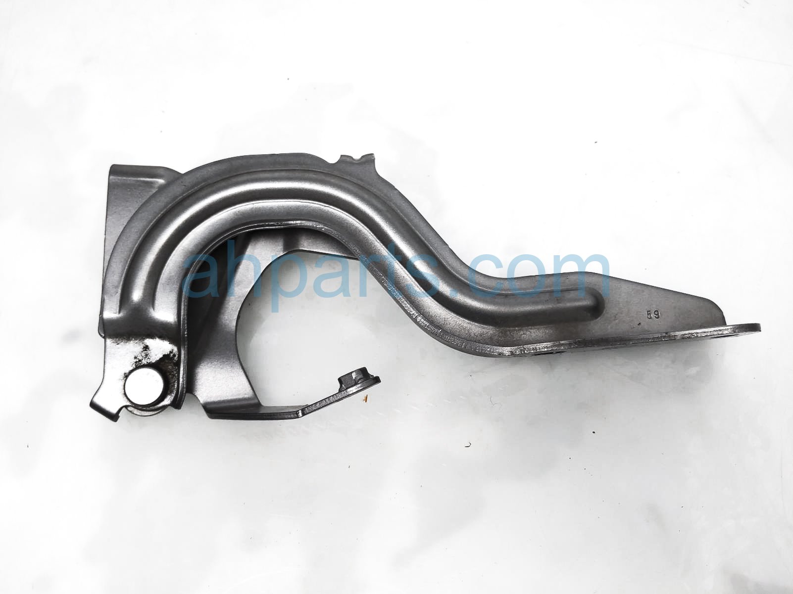 $20 Nissan RH SIDE HOOD HINGE - GRAY $20 Nissan RH SIDE HOOD HINGE - GRAY