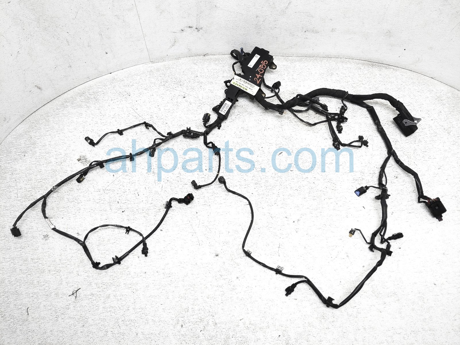 $250 Mercedes MAIN ENGINE WIRE HARNESS - 2.0L AT