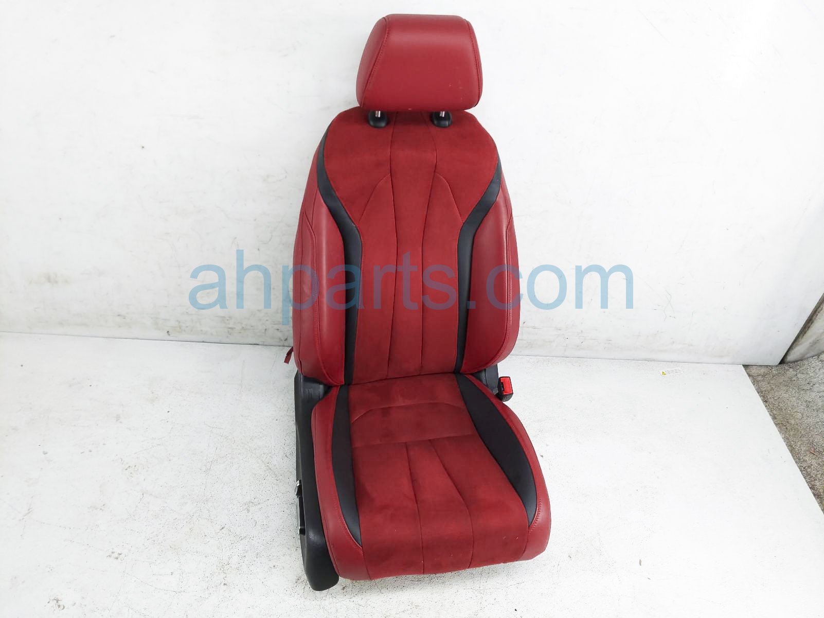 $400 Acura FR/RH SUEDE RED/BLK SEAT -- W/O BAG*