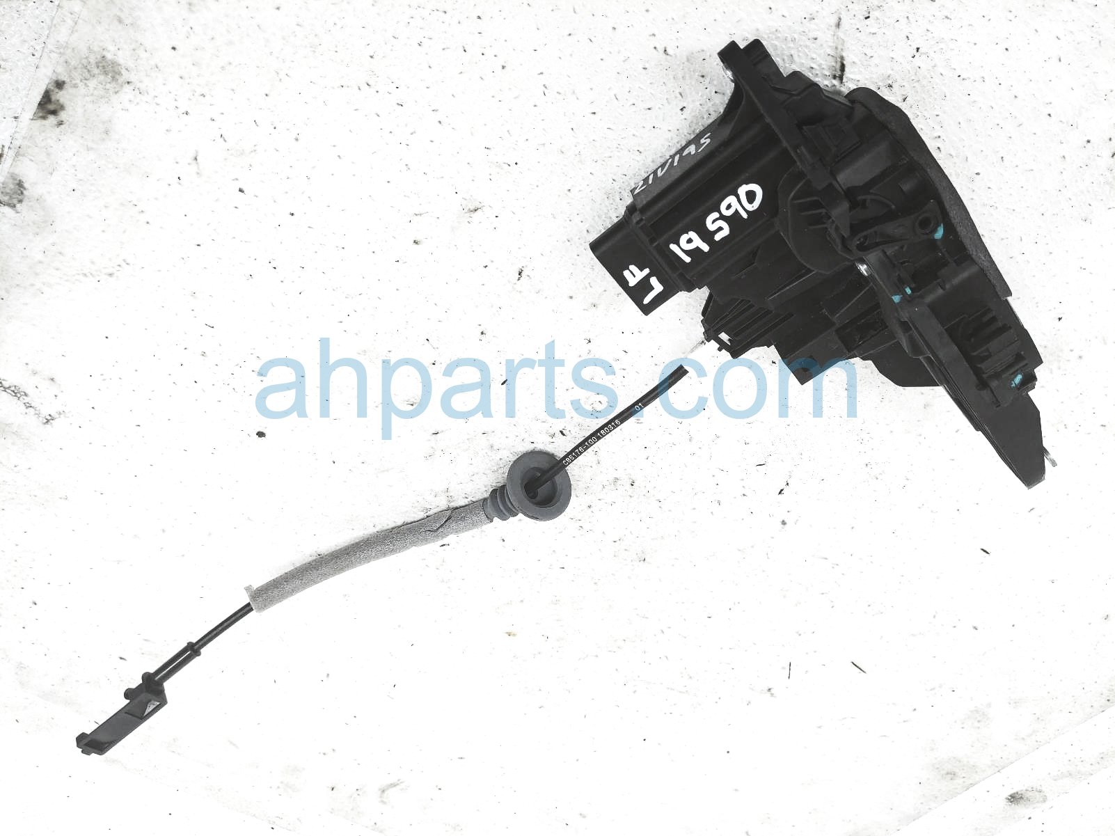 $75 Volvo FR/LH DOOR LOCK ACTUATOR $75 Volvo FR/LH DOOR LOCK ACTUATOR