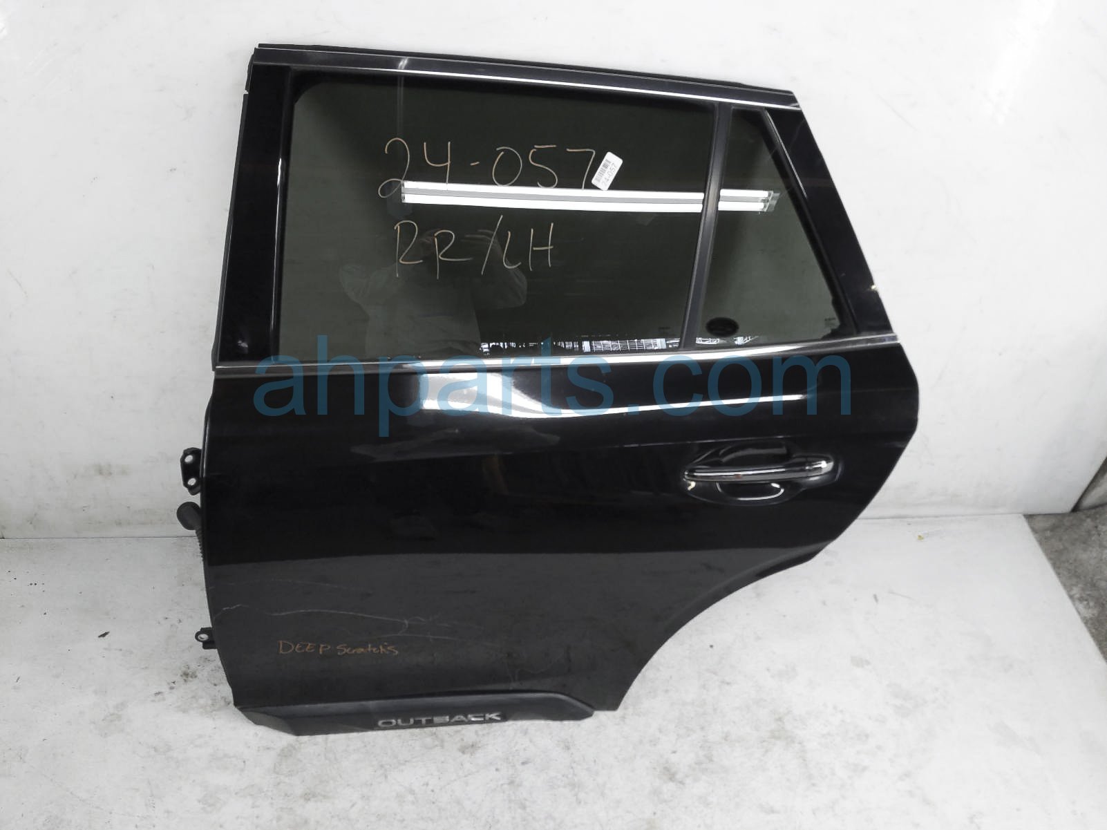 $800 Subaru RR/LH DOOR - BLACK - NO INSIDE TRIM* $800 Subaru RR/LH DOOR - BLACK - NO INSIDE TRIM*