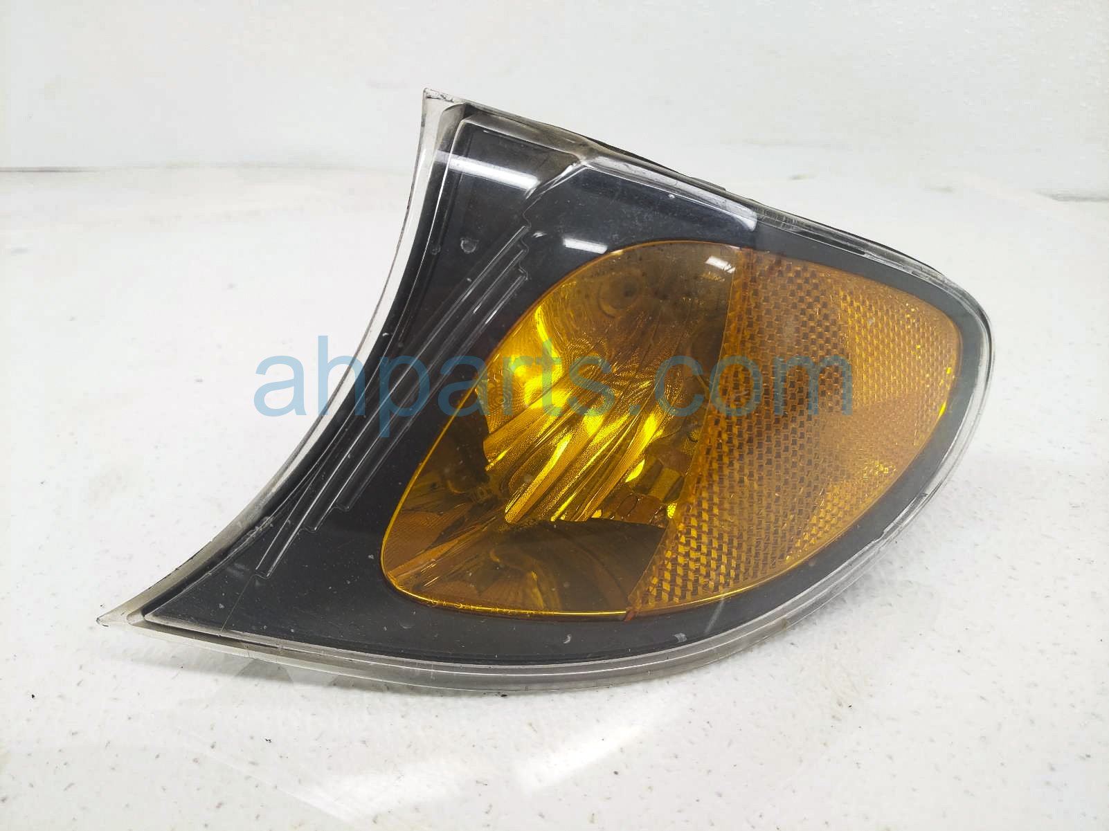 $20 BMW LH DRIVER SIGNAL LAMP / LIGHT $20 BMW LH DRIVER SIGNAL LAMP / LIGHT