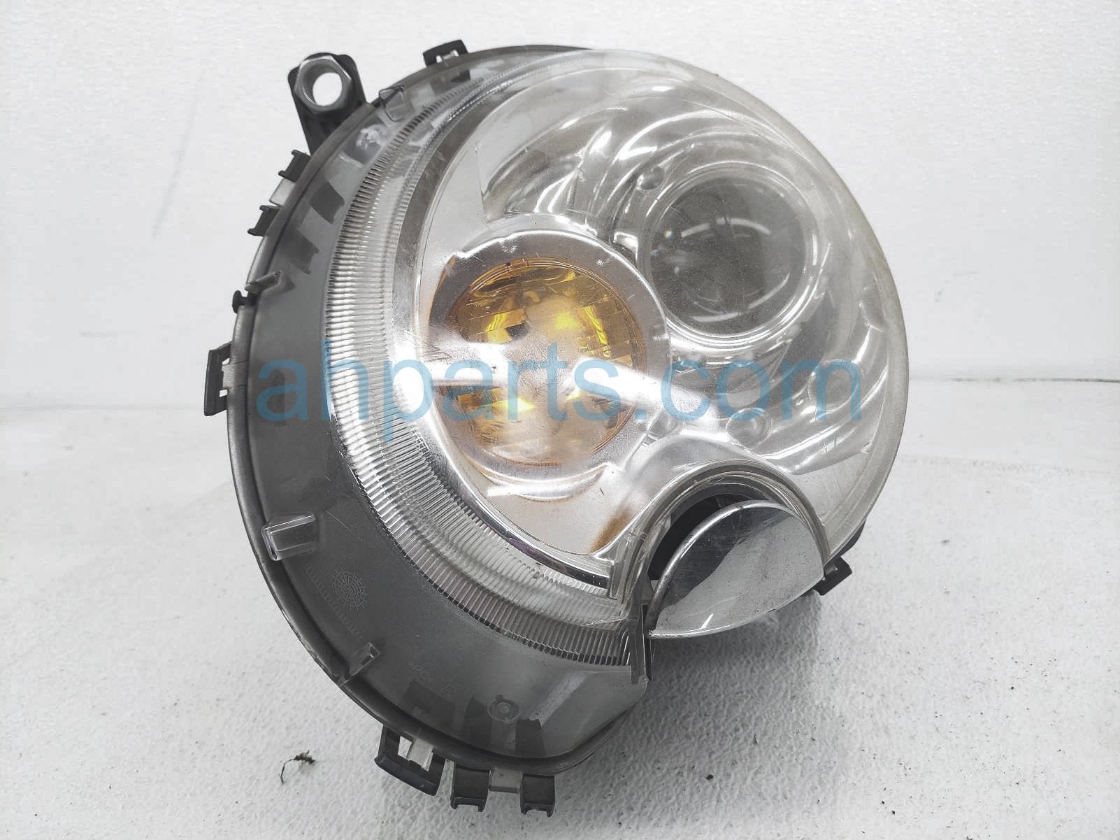 $150 BMW RH HEAD LAMP / LIGHT $150 BMW RH HEAD LAMP / LIGHT