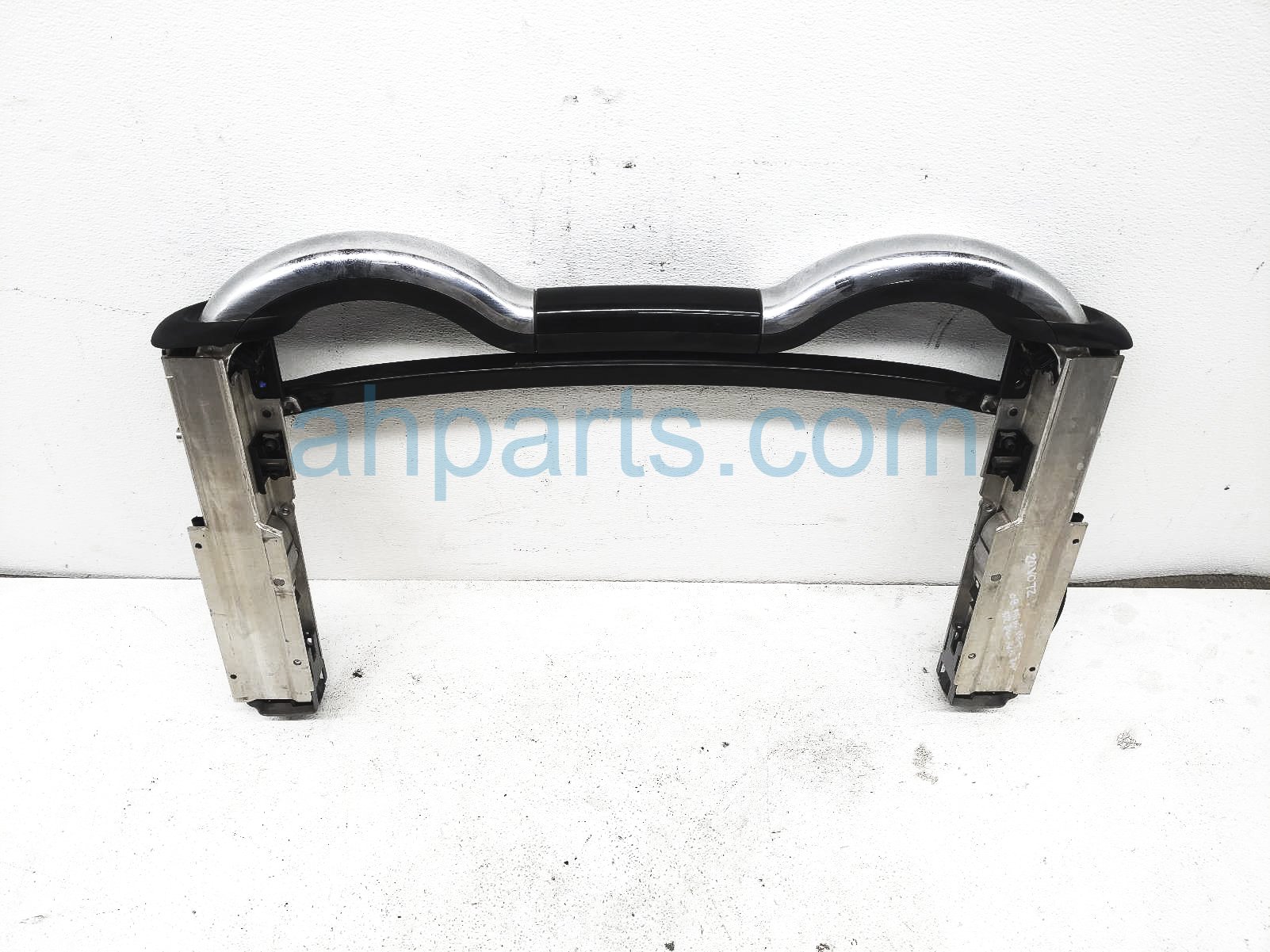 $199 BMW ROLL BAR BEHIND SEATS - 2DR CONVERT $199 BMW ROLL BAR BEHIND SEATS - 2DR CONVERT