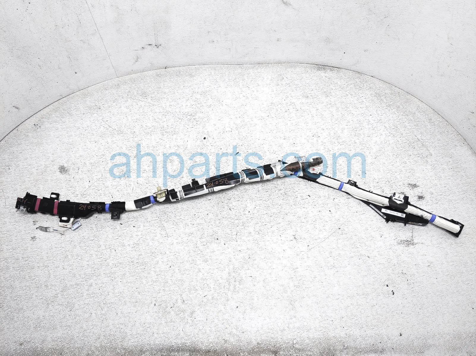 $350 Toyota PASSENGER ROOF CURTAIN AIRBAG $350 Toyota PASSENGER ROOF CURTAIN AIRBAG