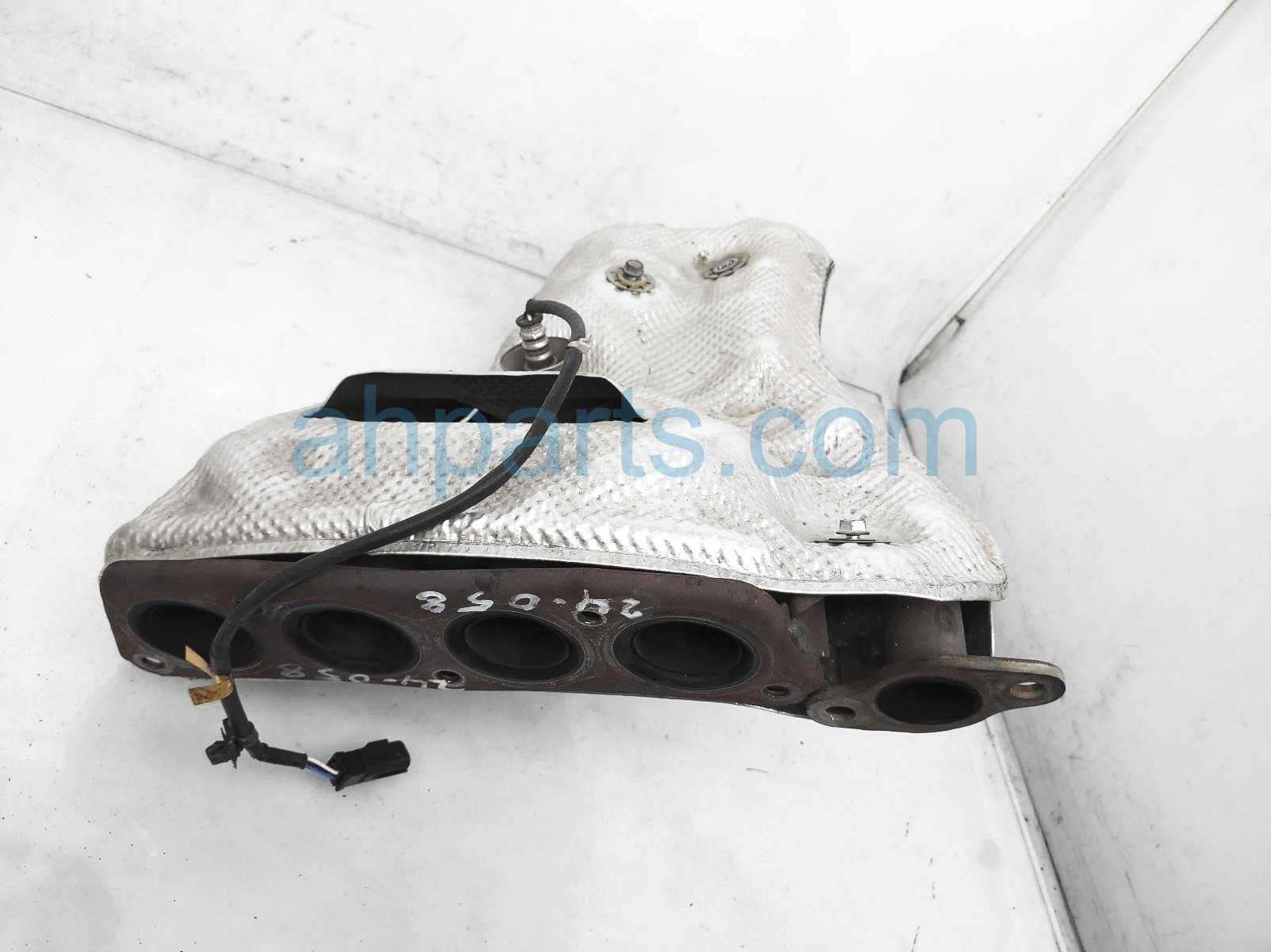 $225 Toyota EXHAUST MANIFOLD $225 Toyota EXHAUST MANIFOLD