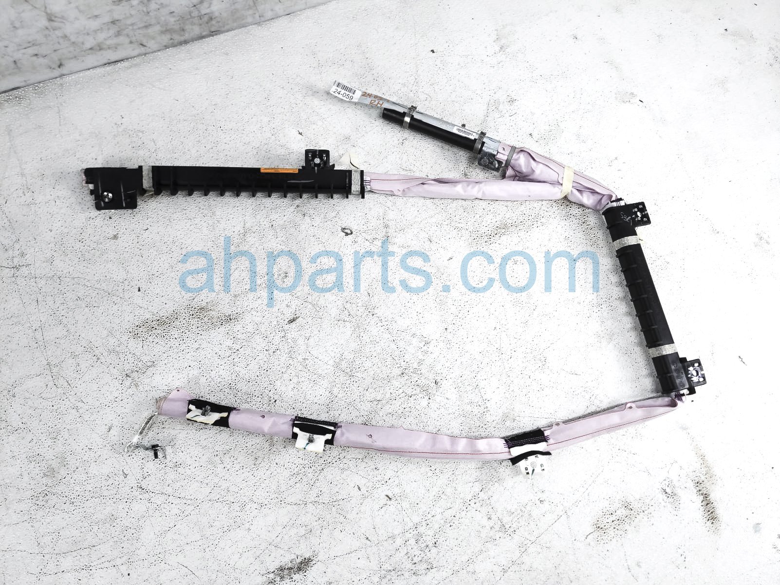 $200 Hyundai PASSENGER ROOF CURTAIN AIRBAG $200 Hyundai PASSENGER ROOF CURTAIN AIRBAG