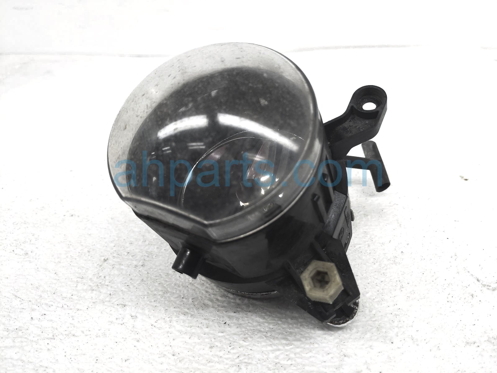 $45 BMW LH FOG LAMP / LIGHT $45 BMW LH FOG LAMP / LIGHT