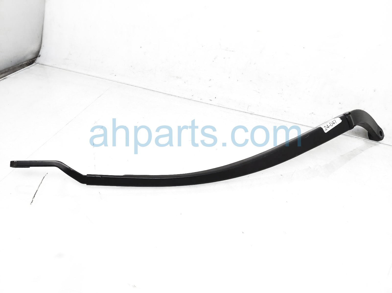 $35 Acura RH WINDSHIELD WIPER ARM