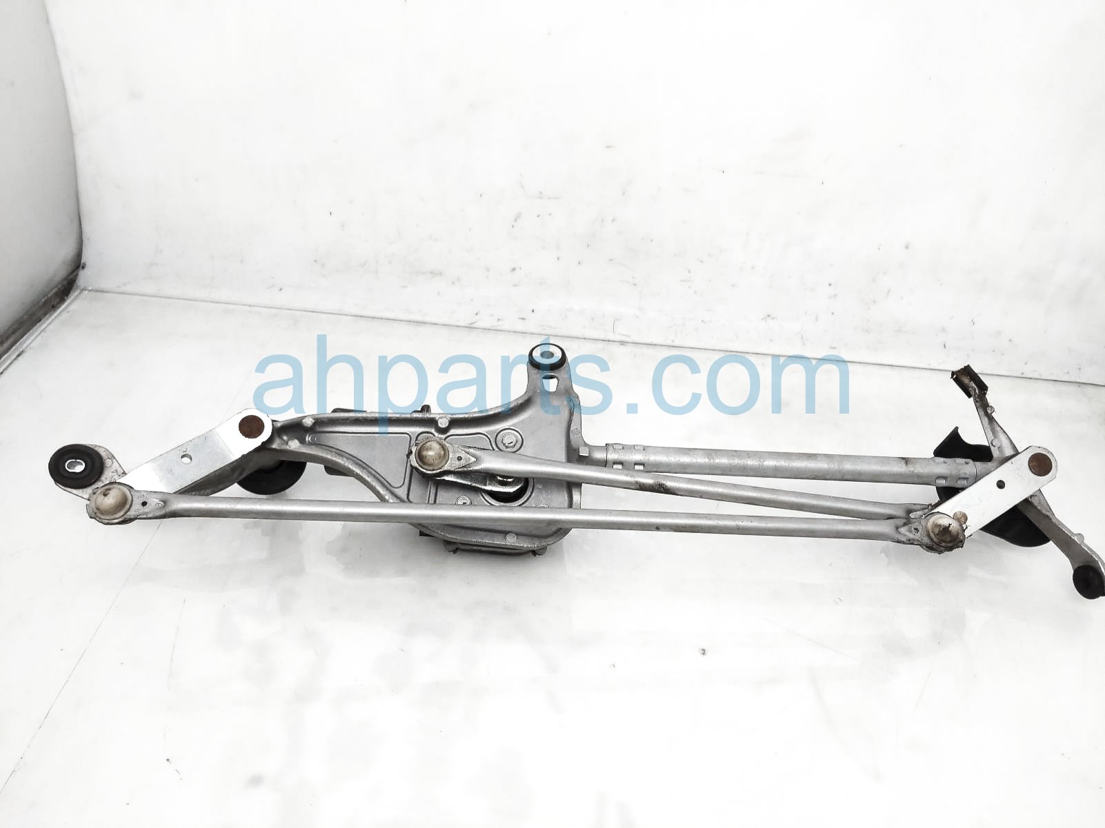 $60 Honda WIPER MOTOR W/TRANSMISSION ARM ASSY $60 Honda WIPER MOTOR W/TRANSMISSION ARM ASSY