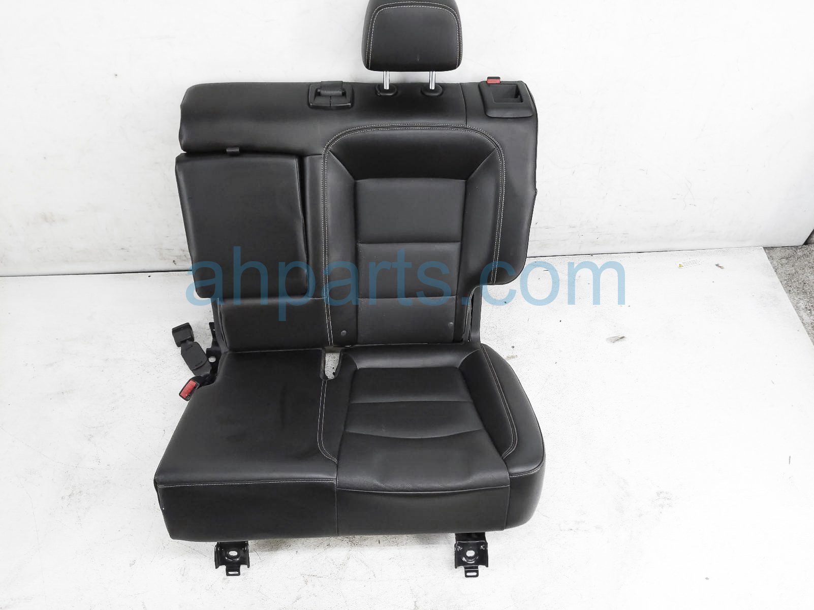 $225 GMC RR/LH TOP SEAT CUSHION - BLACK LTHR*