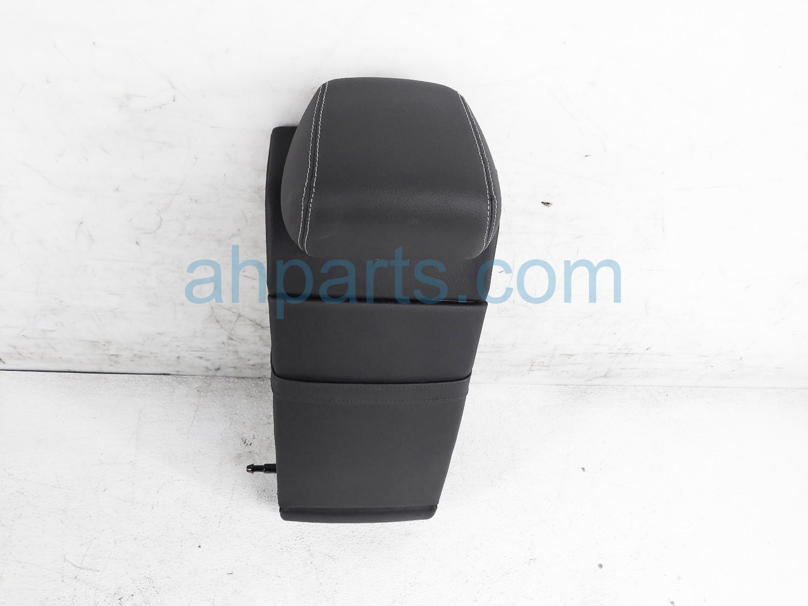 $99 Mercedes 2ND ROW CENTER SEAT CUSHION - BLK $99 Mercedes 2ND ROW CENTER SEAT CUSHION - BLK