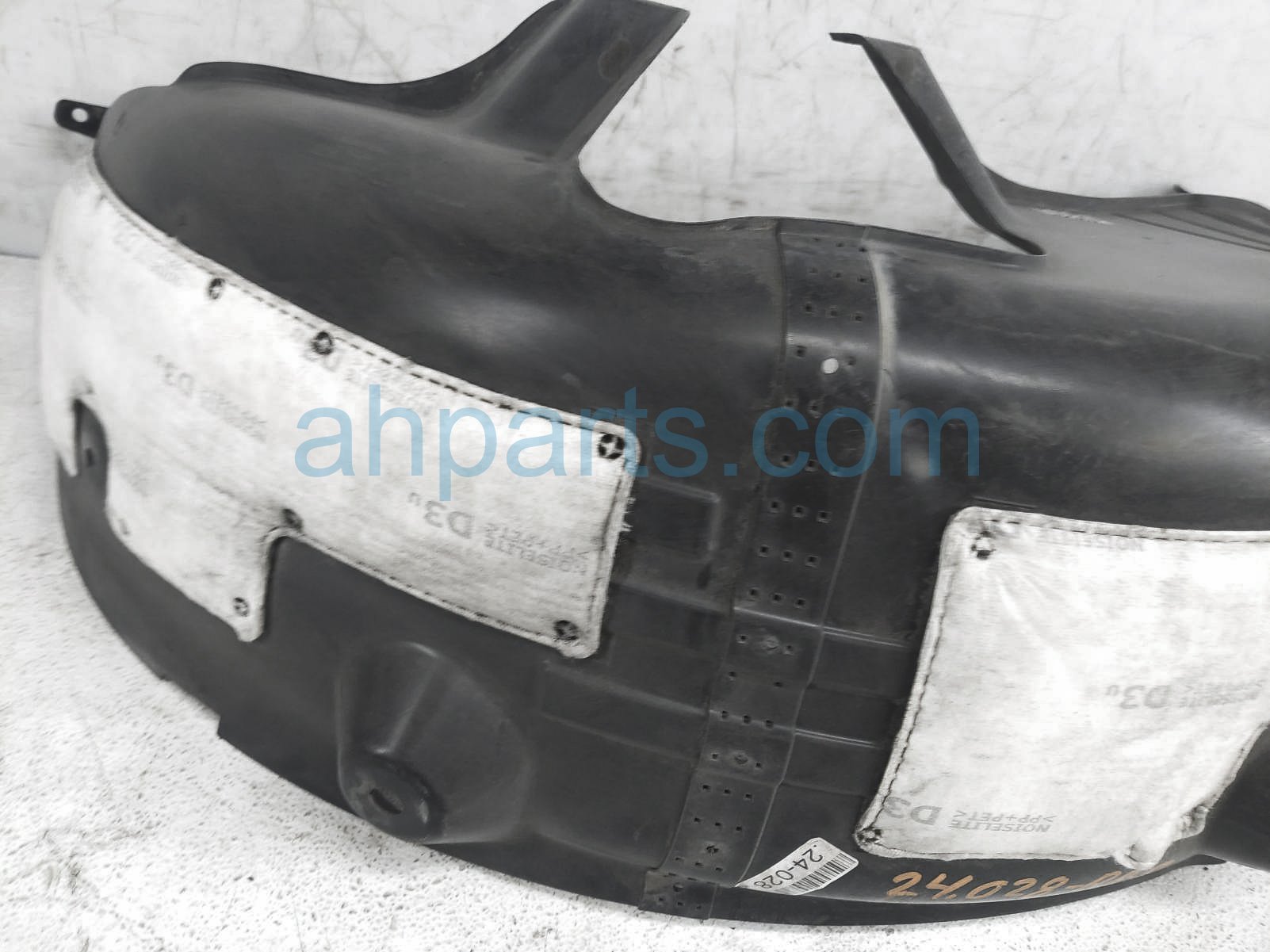 Sold 2020 Kia Telluride Rear Passenger Inner Fender Liner 86822 S9000 Replacement Sold 2020 Kia Telluride Rear Passenger Inner Fender Liner 86822 S9000 Replacement thumbnail