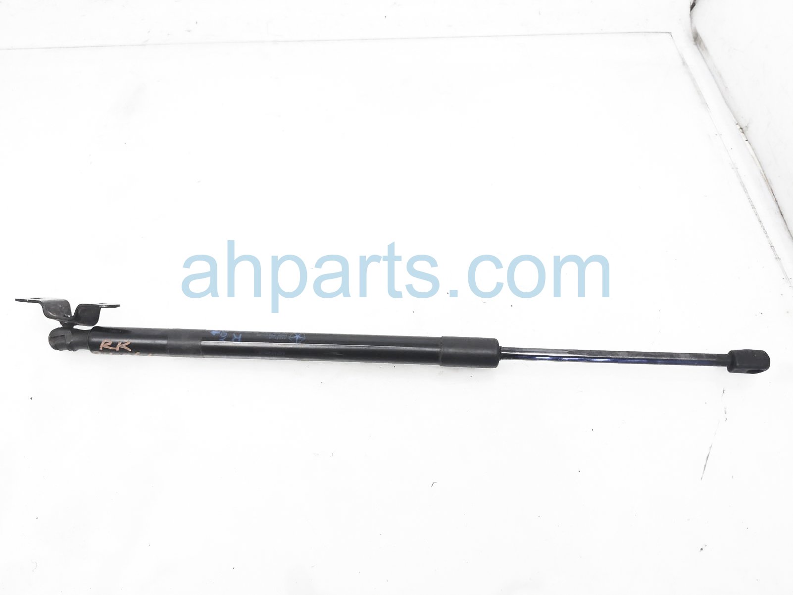 $15 Jeep RR/RH STRUT / LIFT CYLINDER $15 Jeep RR/RH STRUT / LIFT CYLINDER