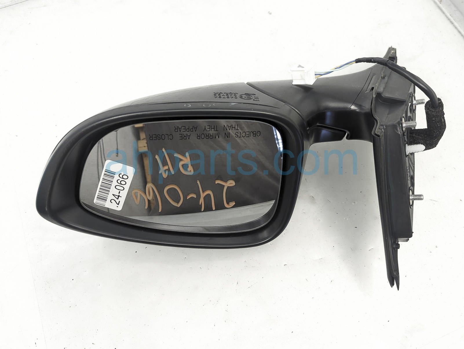 $225 Honda RH SIDE VIEW MIRROR - BLACK