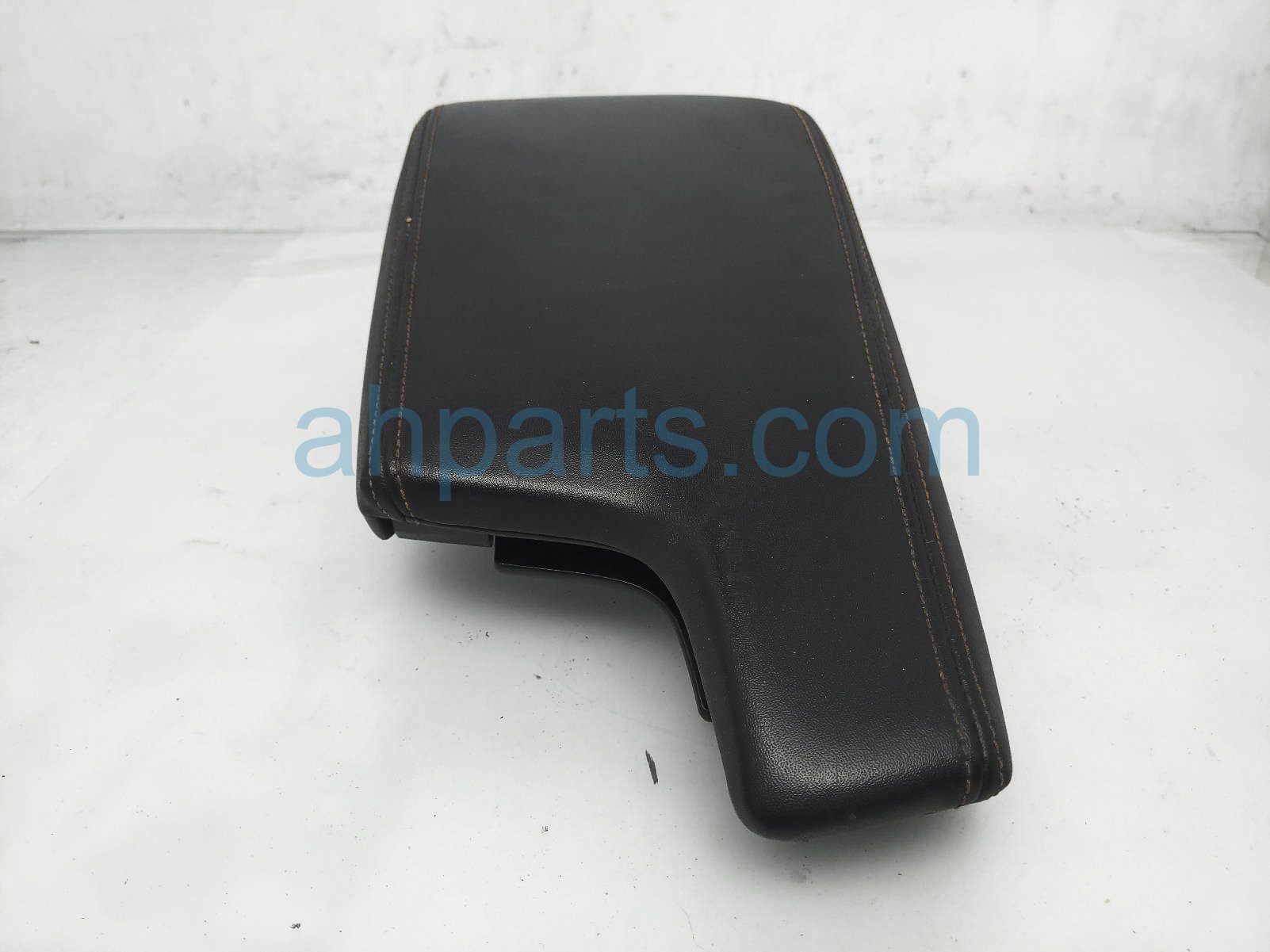 Sold 2018 Subaru Crosstrek Arm Rest Center Console Lid Black 92114FL031VH Replacement Sold 2018 Subaru Crosstrek Arm Rest Center Console Lid Black 92114FL031VH Replacement thumbnail