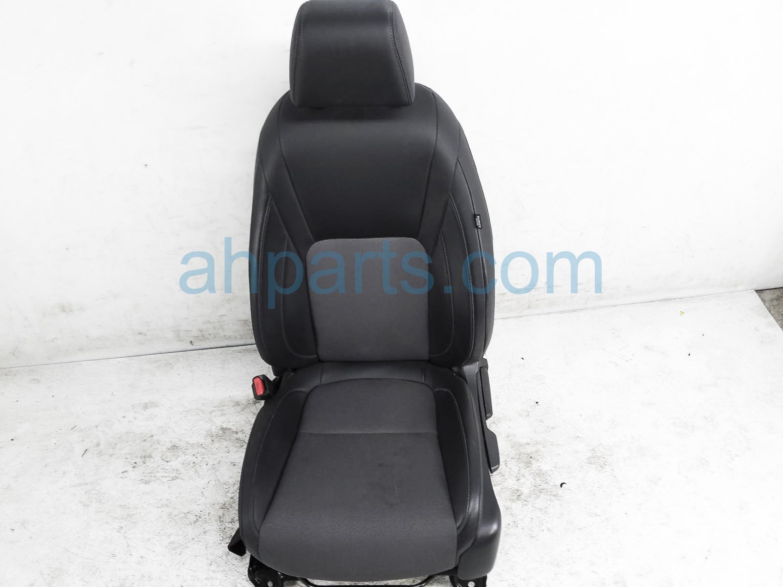$125 Honda FR/LH SEAT - BLACK - W/O AIRBAG* $125 Honda FR/LH SEAT - BLACK - W/O AIRBAG*