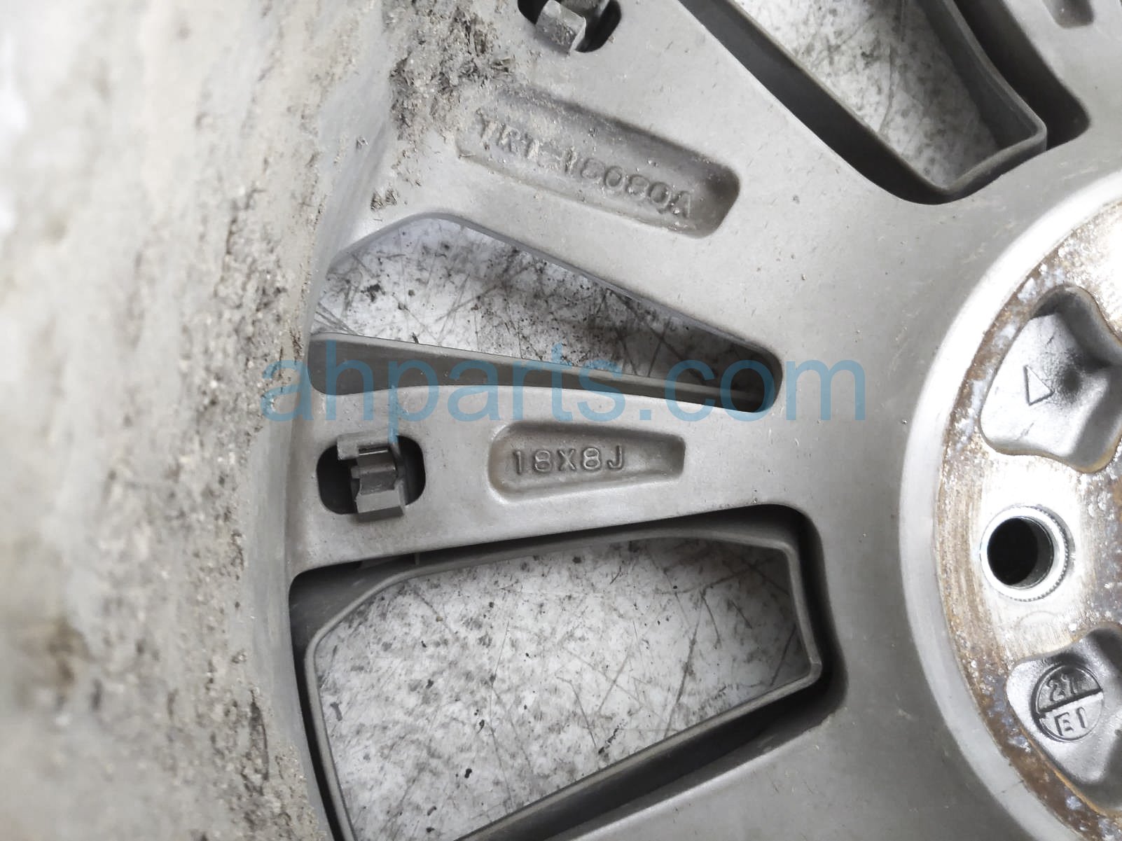 Sold 2020 Honda Clarity Rear Passenger Wheel / Rim 42800 TRT N90 Replacement Sold 2020 Honda Clarity Rear Passenger Wheel / Rim 42800 TRT N90 Replacement thumbnail