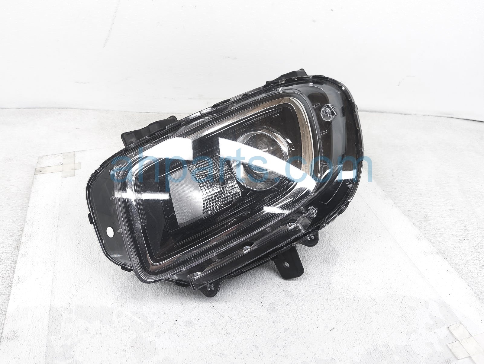 $325 Hyundai LH HEADLAMP / LIGHT $325 Hyundai LH HEADLAMP / LIGHT