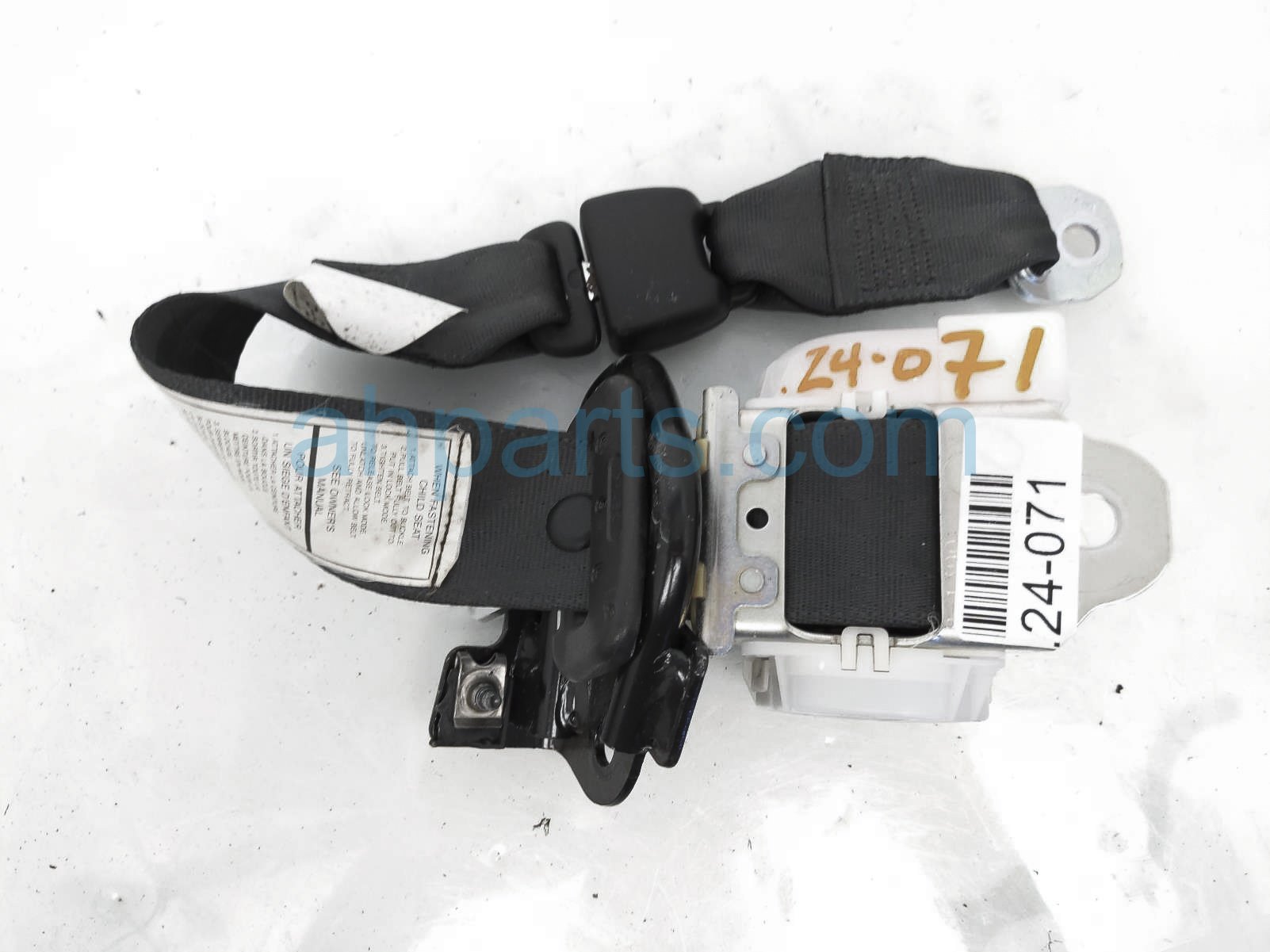 $90 Infiniti 2ND ROW LH SEAT BELT - BLACK CONV $90 Infiniti 2ND ROW LH SEAT BELT - BLACK CONV