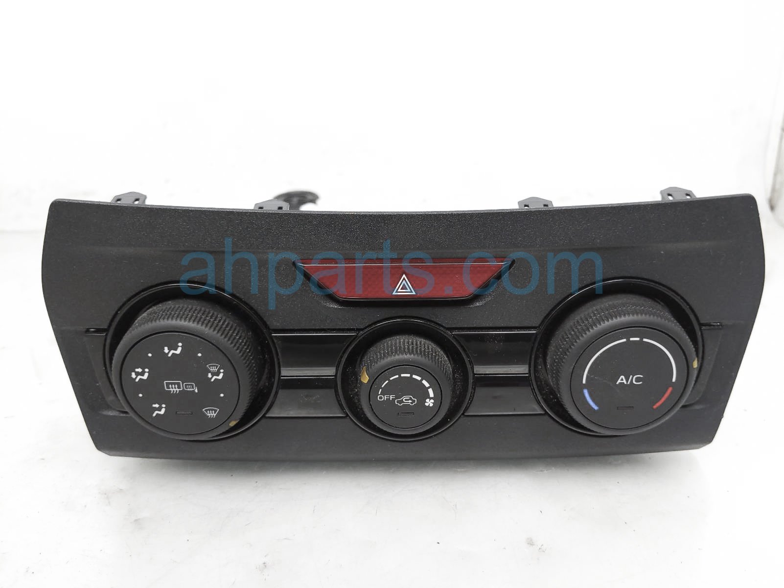 $40 Subaru HEATER/AC CONTROL(ON DASH) $40 Subaru HEATER/AC CONTROL(ON DASH)