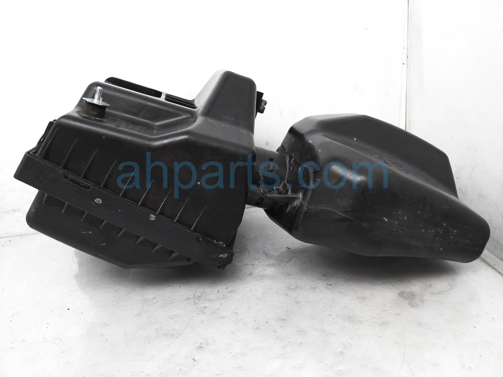 Sold 2020 Subaru Impreza Intake Air Cleaner Box W/resonator Assy