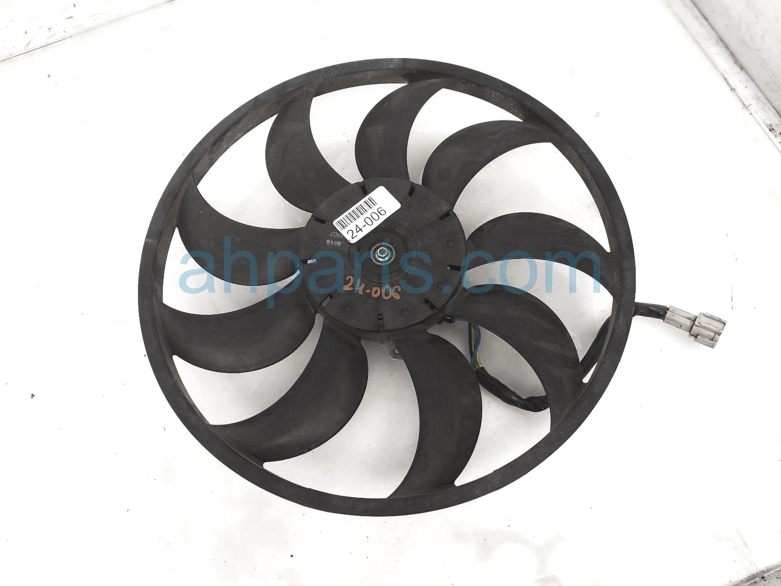 $40 BMW COOLING FAN & MOTOR ONLY
