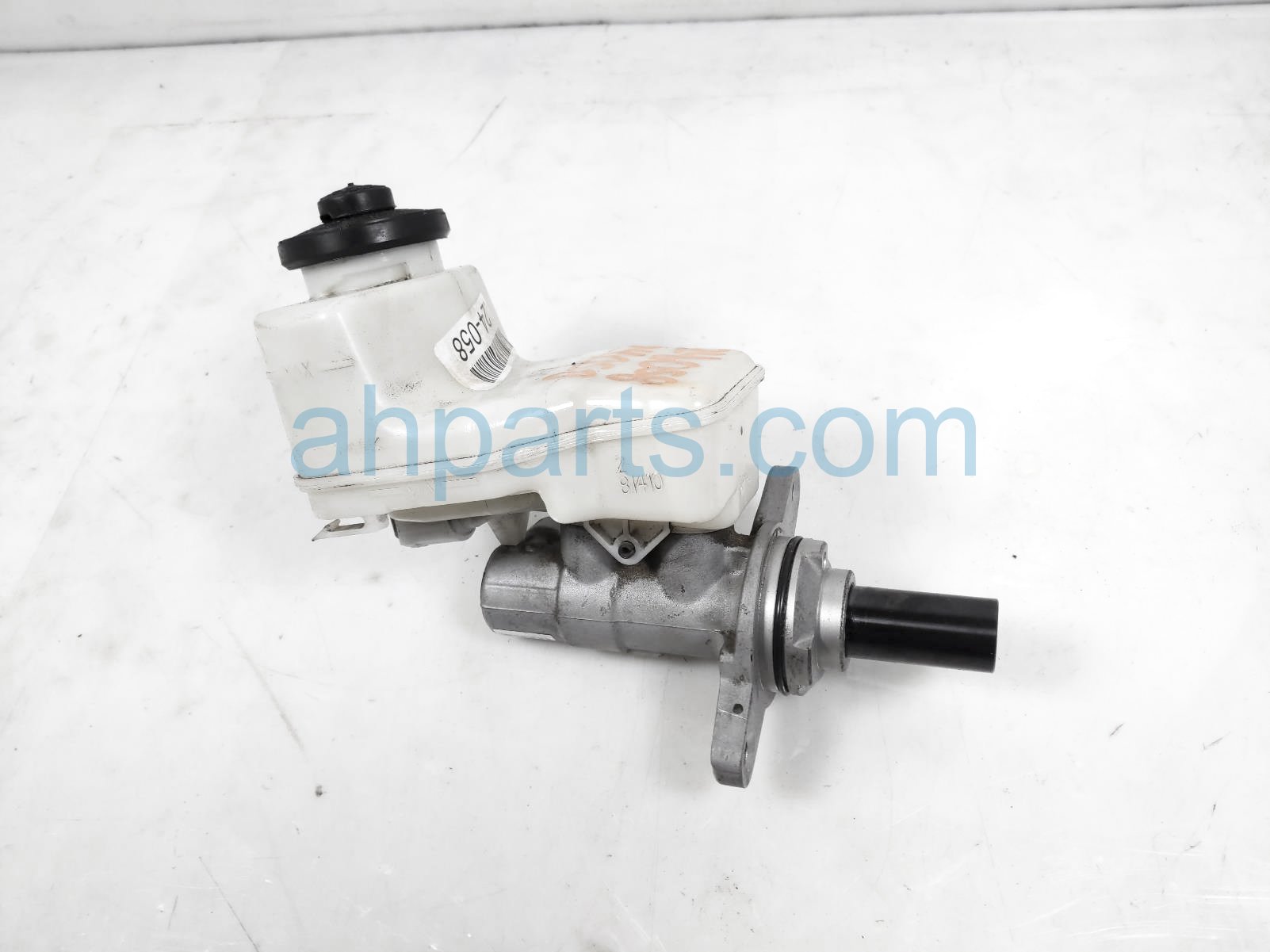 $45 Toyota BRAKE MASTER CYLINDER $45 Toyota BRAKE MASTER CYLINDER