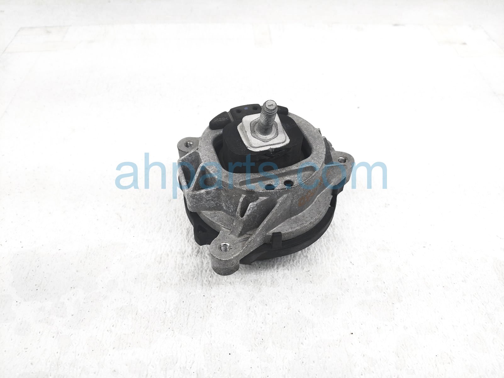 $40 BMW LH ENGINE MOUNT - 2.0L $40 BMW LH ENGINE MOUNT - 2.0L