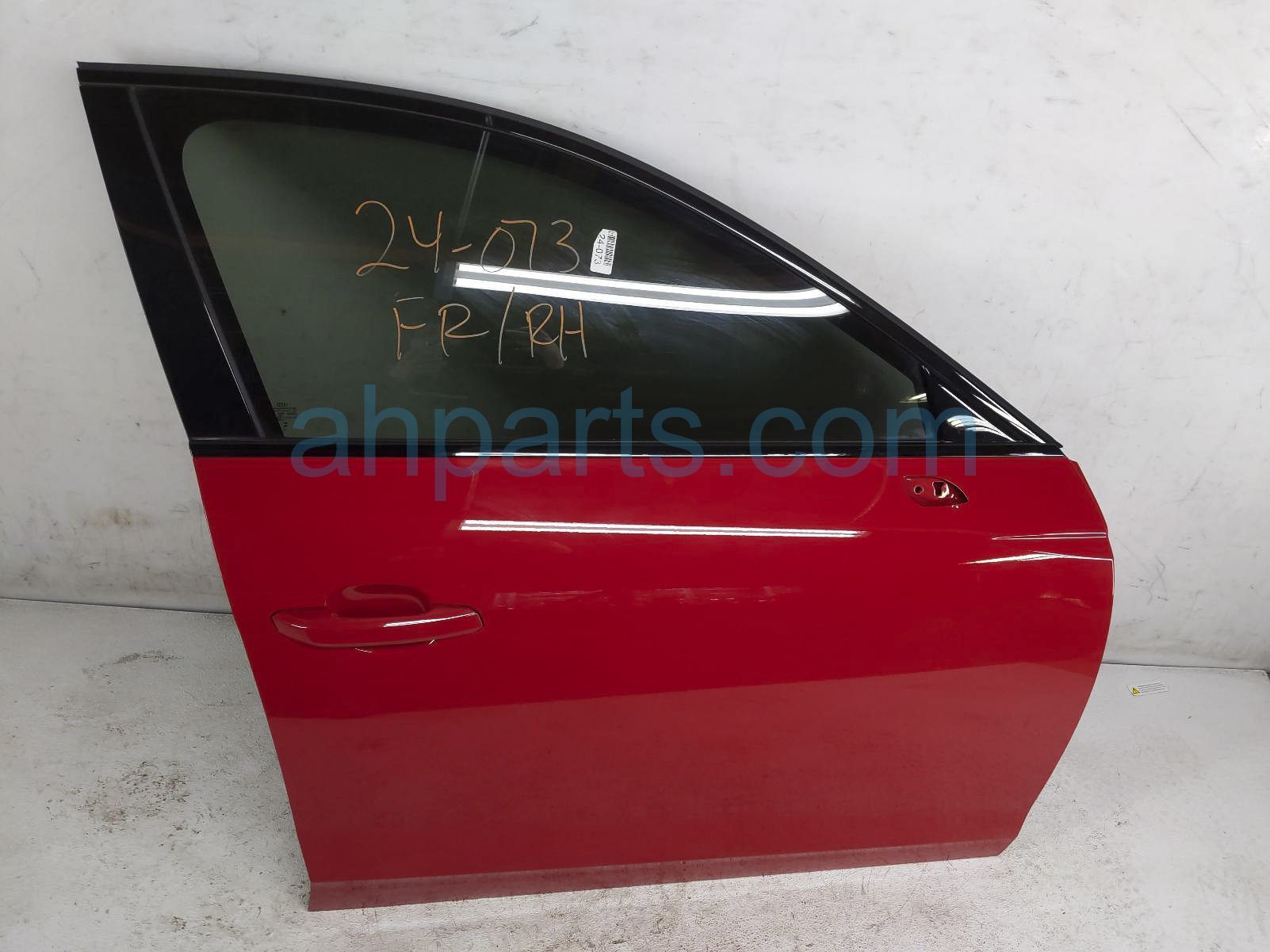 $1195 Audi FR/RH DOOR - RED - NO MIRROR/TRIM $1195 Audi FR/RH DOOR - RED - NO MIRROR/TRIM