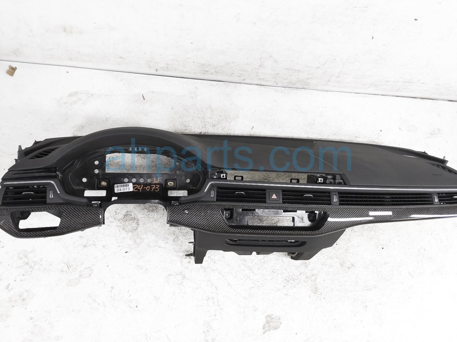 $900 Audi DASHBOARD W/ AIRBAG; W/ HEAD-UP $900 Audi DASHBOARD W/ AIRBAG; W/ HEAD-UP