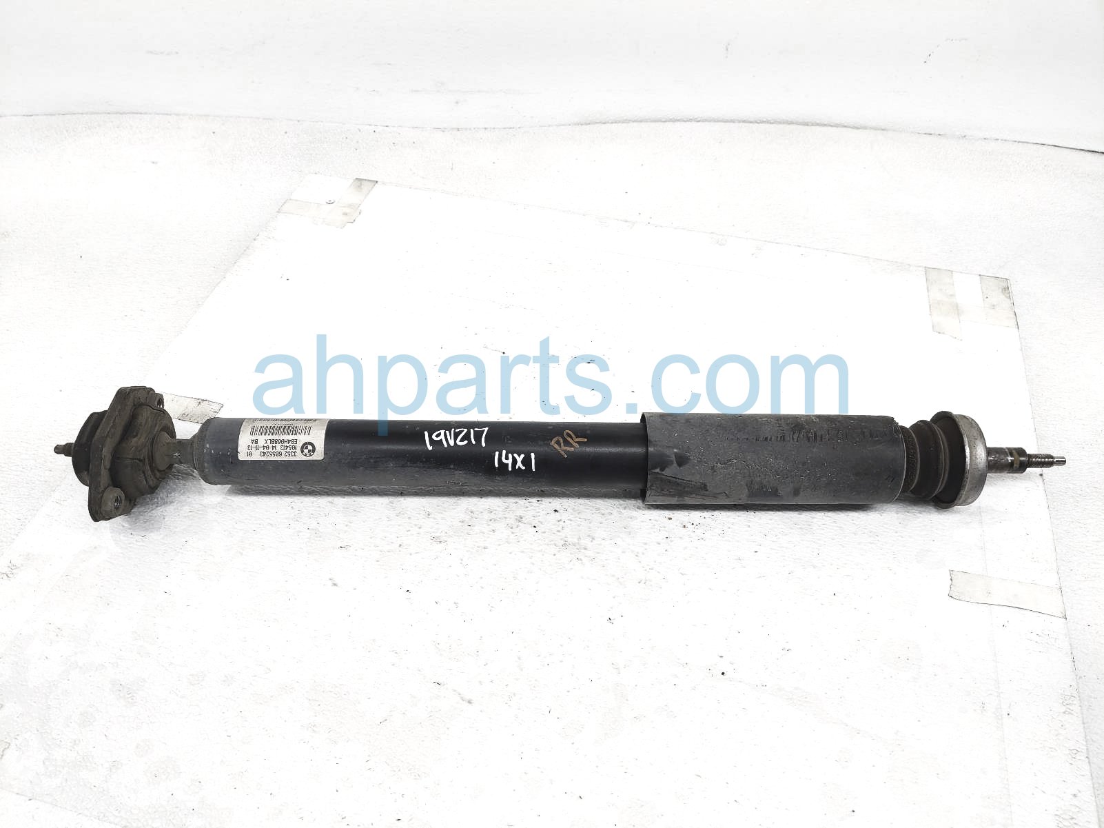 $50 BMW RR/RH SHOCK ABSORBER $50 BMW RR/RH SHOCK ABSORBER