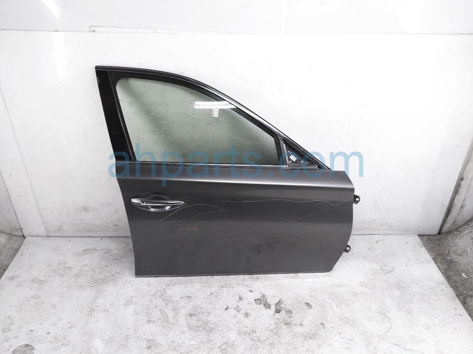 $445 Infiniti FR/RH DOOR - GREY - NO MIRROR/TRIM* $445 Infiniti FR/RH DOOR - GREY - NO MIRROR/TRIM*