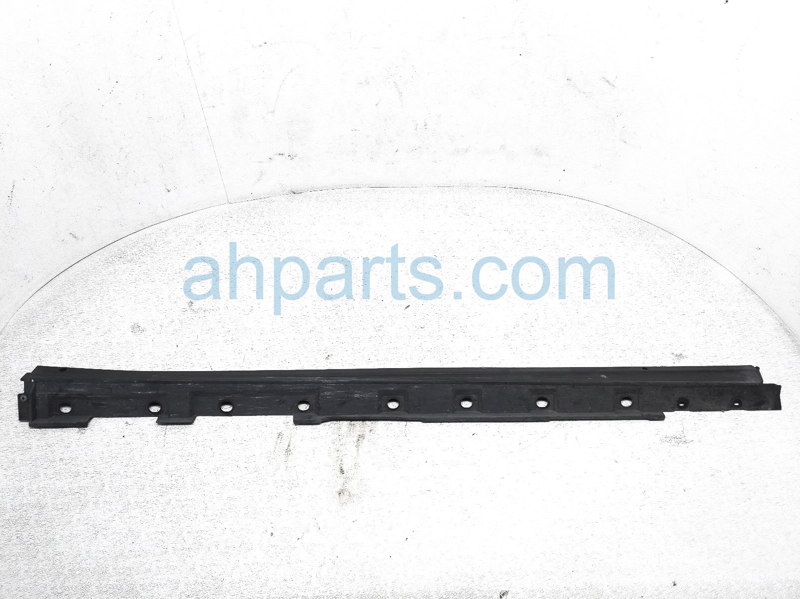$100 Toyota RH SIDE SKIRT / MOLDING - BLACK $100 Toyota RH SIDE SKIRT / MOLDING - BLACK
