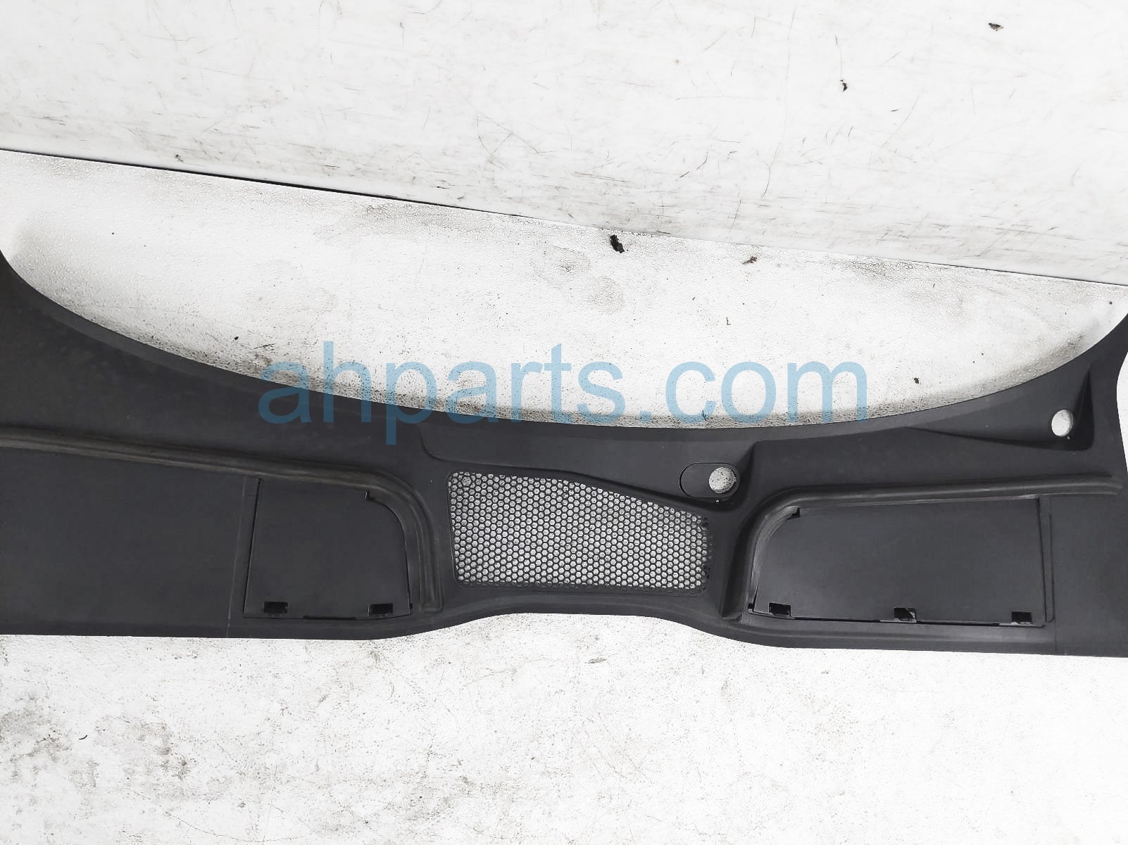 $60 Audi WINDSHIELD COWL VENT PANEL $60 Audi WINDSHIELD COWL VENT PANEL